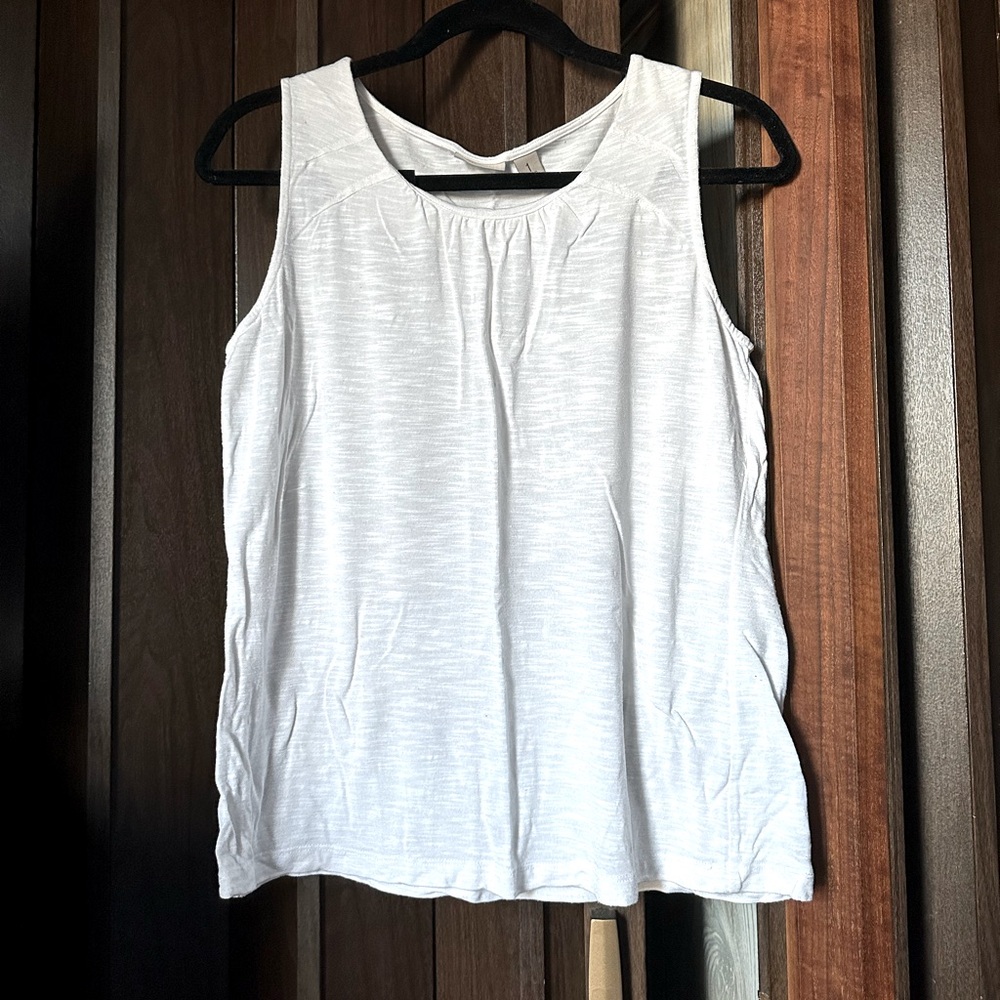 White top